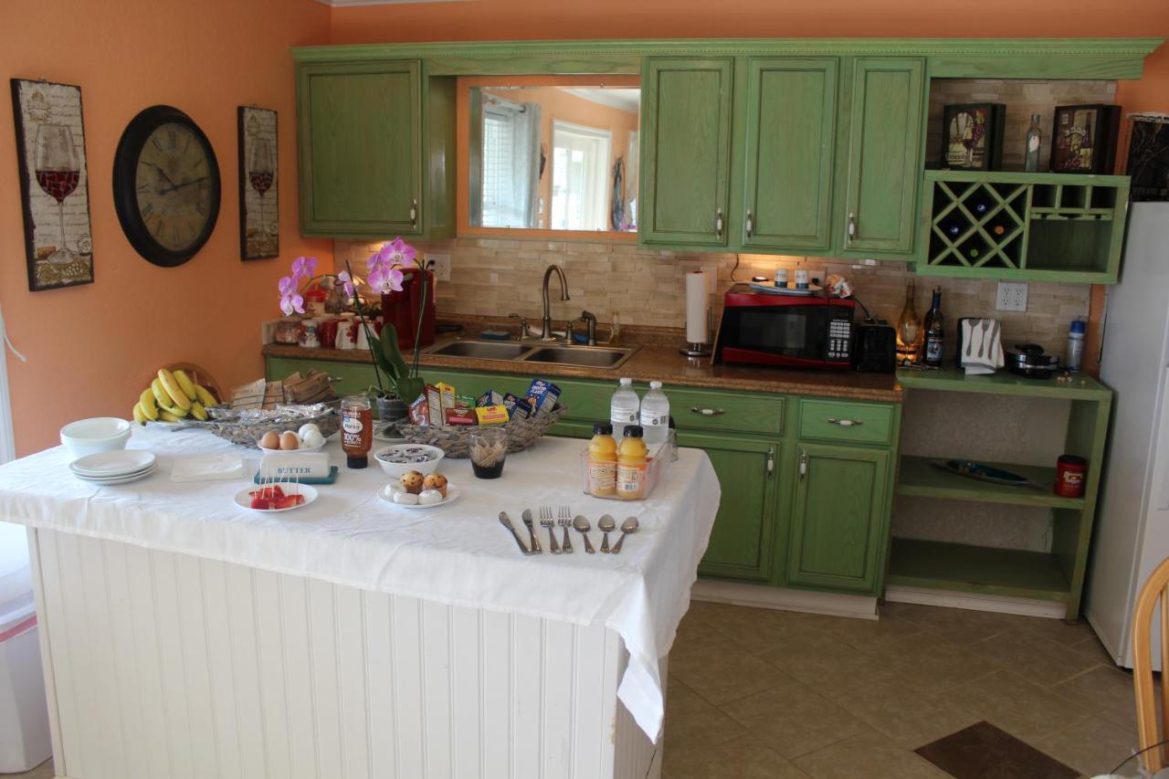 Pierhouse Bed & Breakfast Kill Devil Hills Exteriör bild